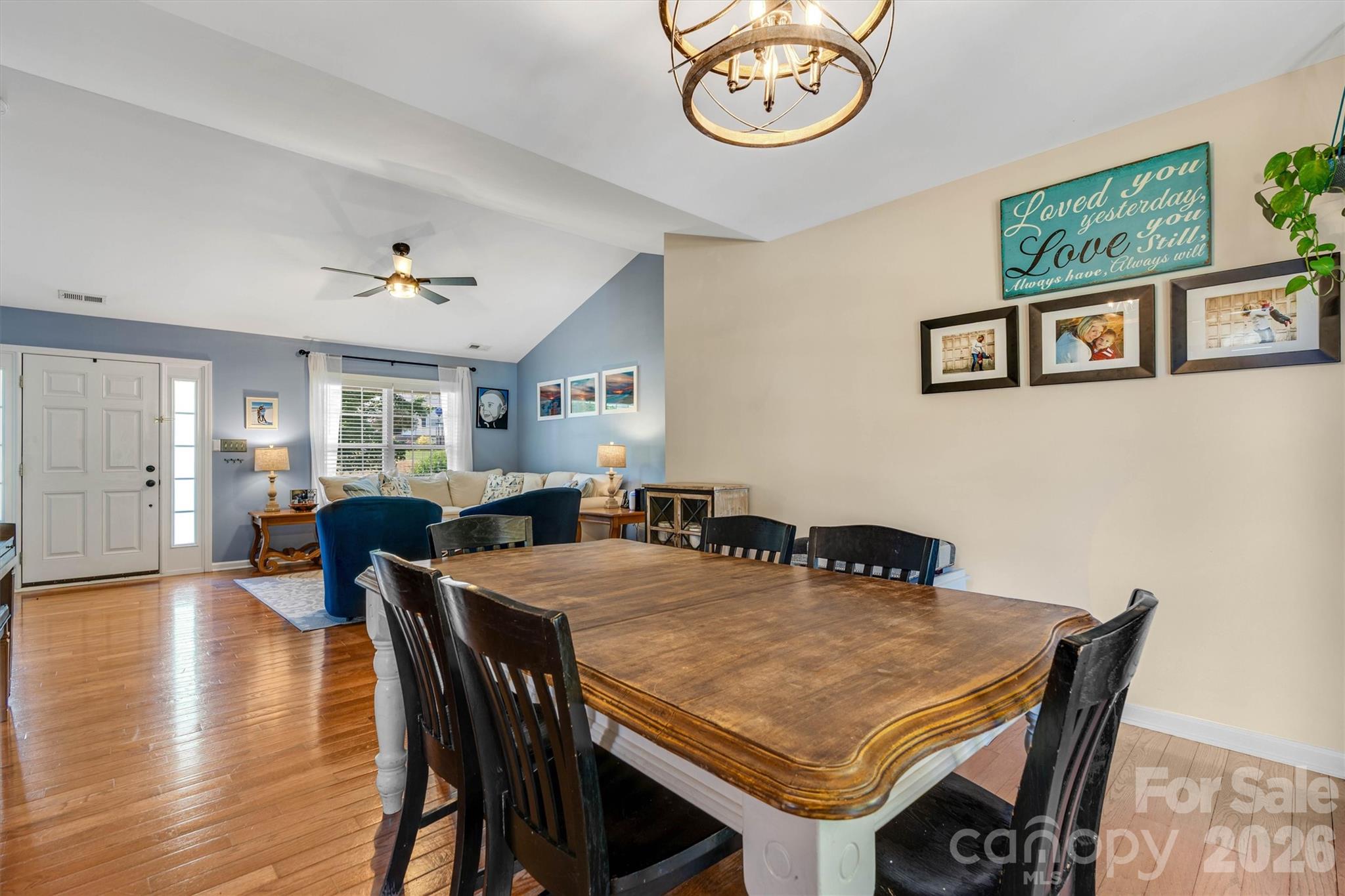 3353 48th Avenue Lane NE — Hickory