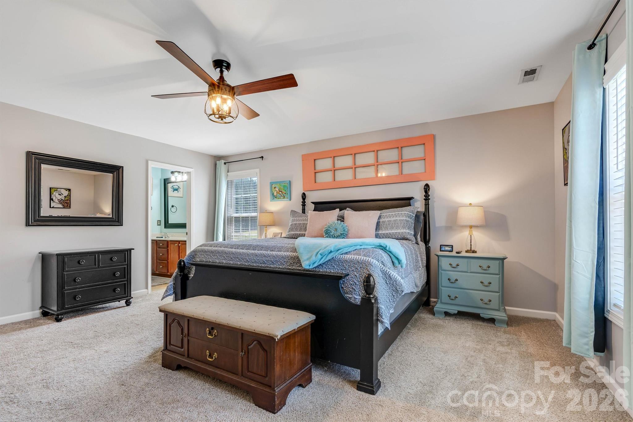 3353 48th Avenue Lane NE — Hickory