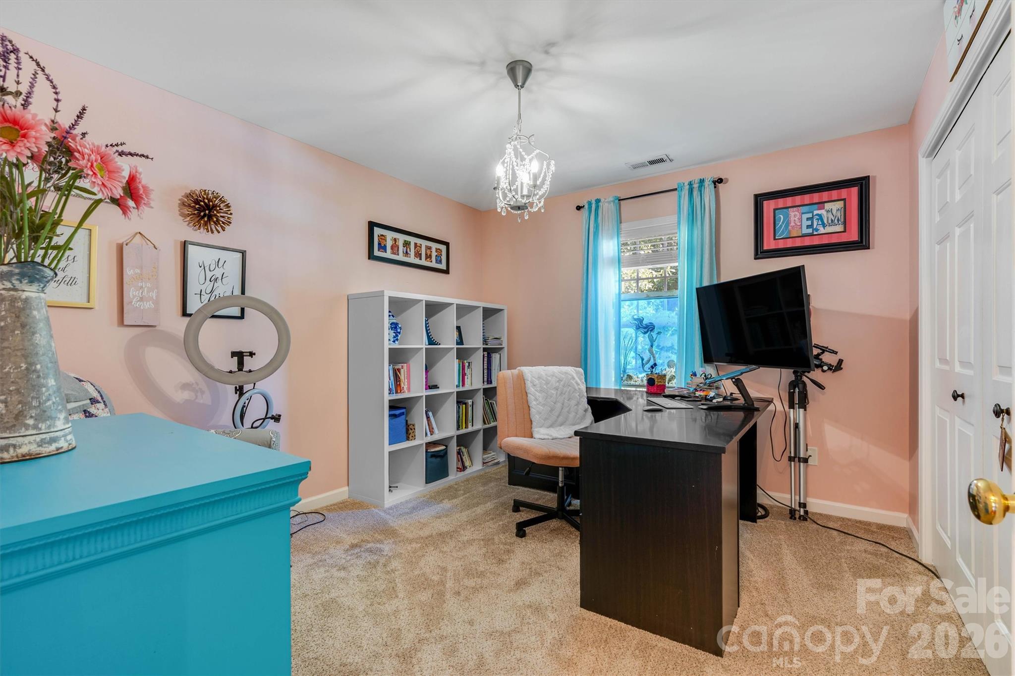 3353 48th Avenue Lane NE — Hickory