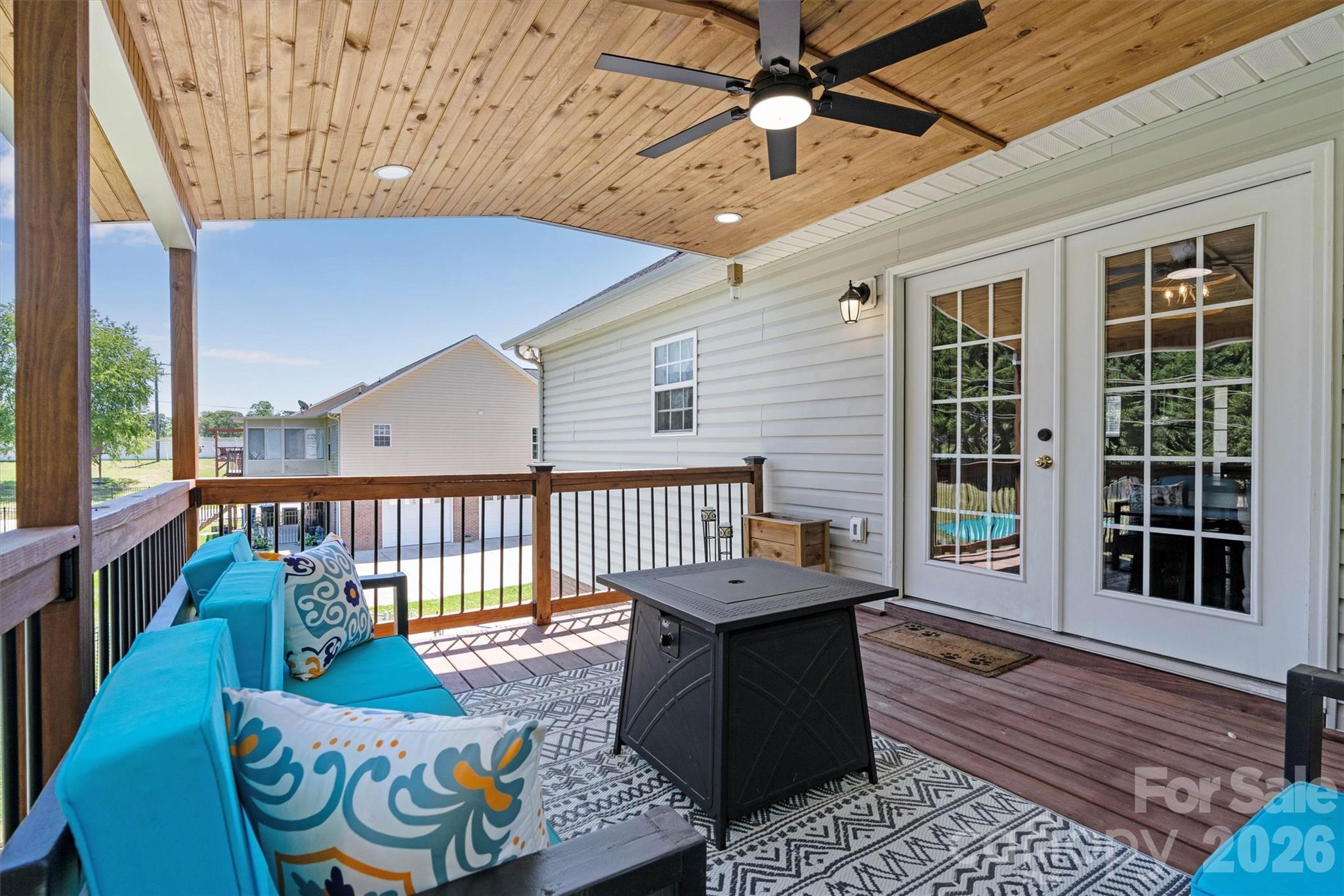 3353 48th Avenue Lane NE — Hickory