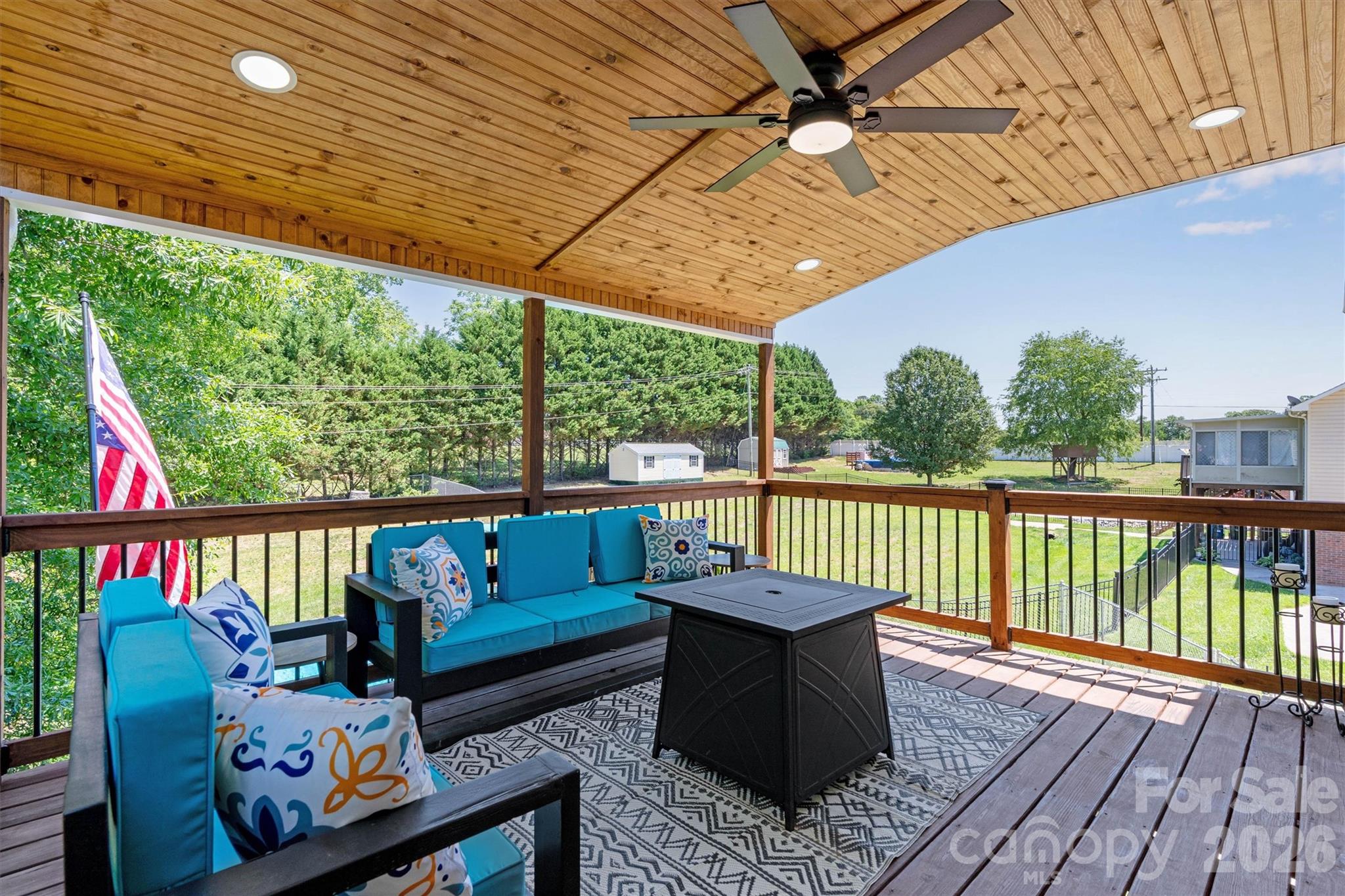 3353 48th Avenue Lane NE — Hickory