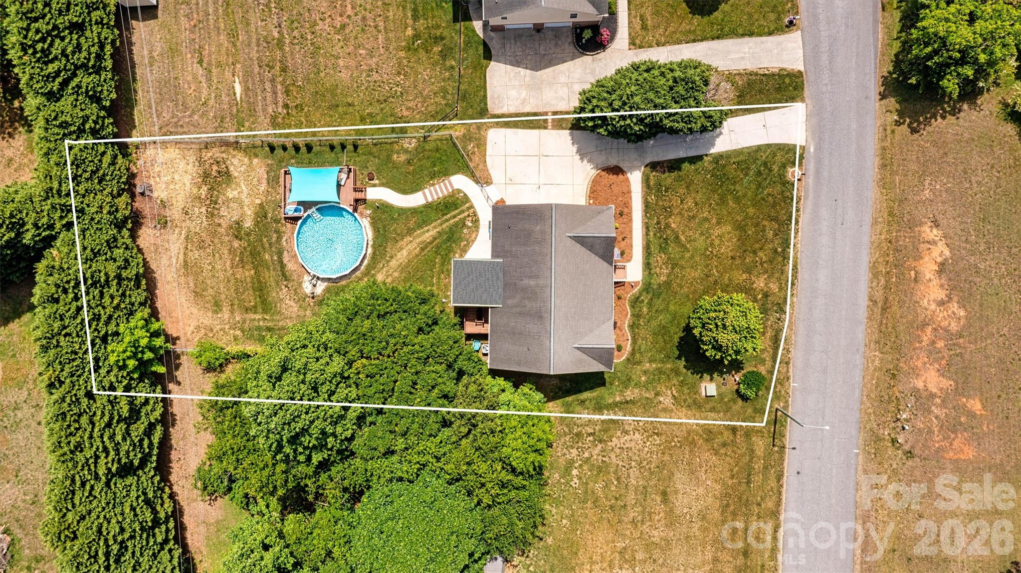 3353 48th Avenue Lane NE — Hickory