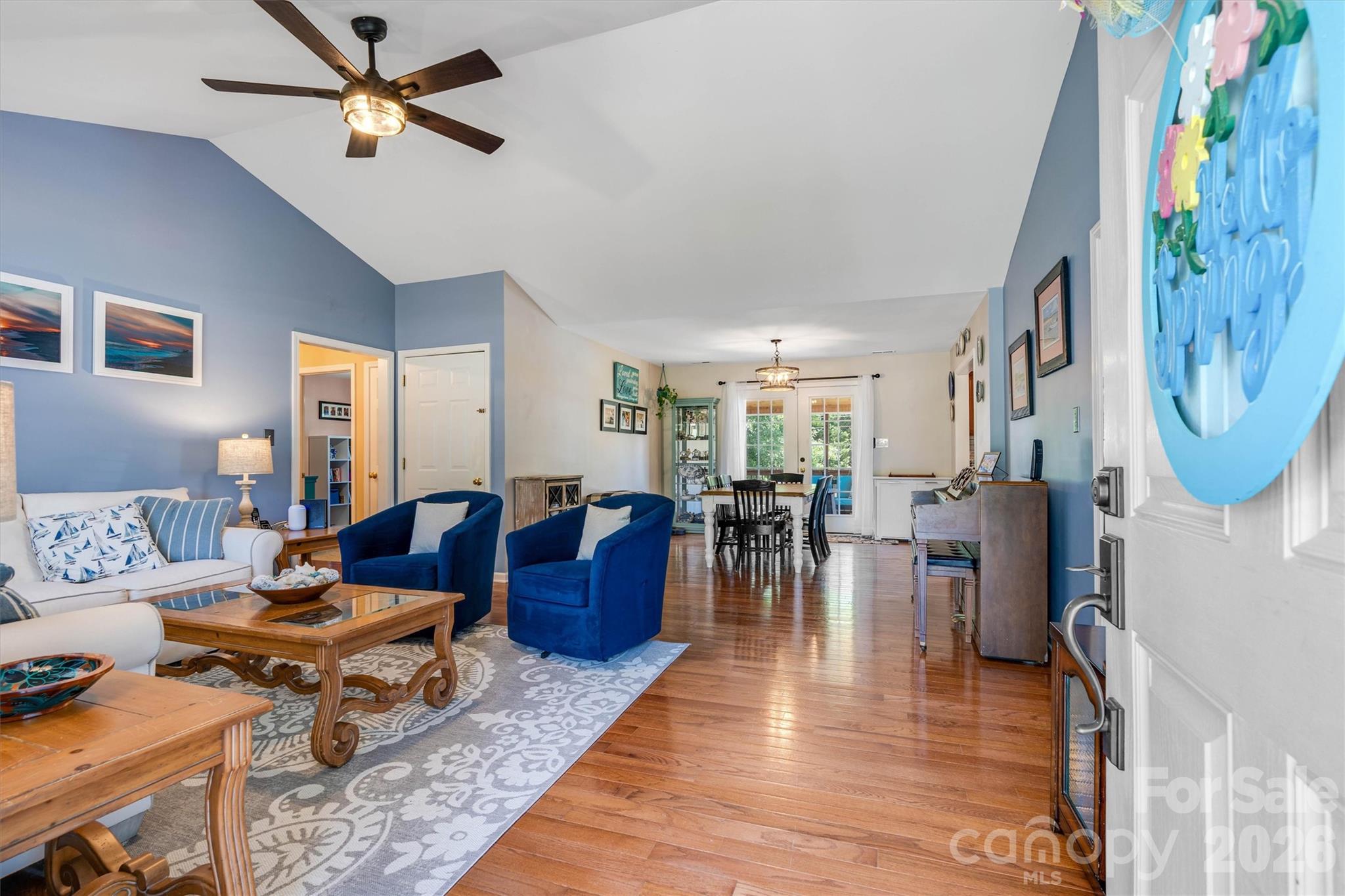 3353 48th Avenue Lane NE — Hickory