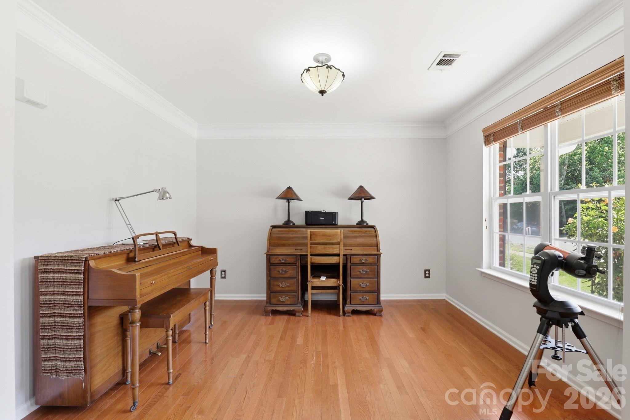 120 Scanlon Road — Mooresville