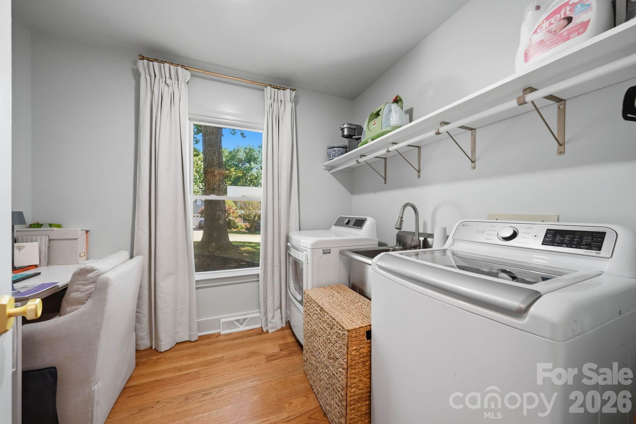 1015 Thistle Court — Charlotte