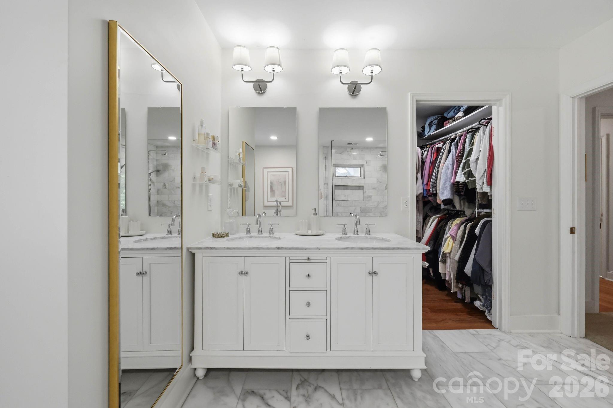 1015 Thistle Court — Charlotte