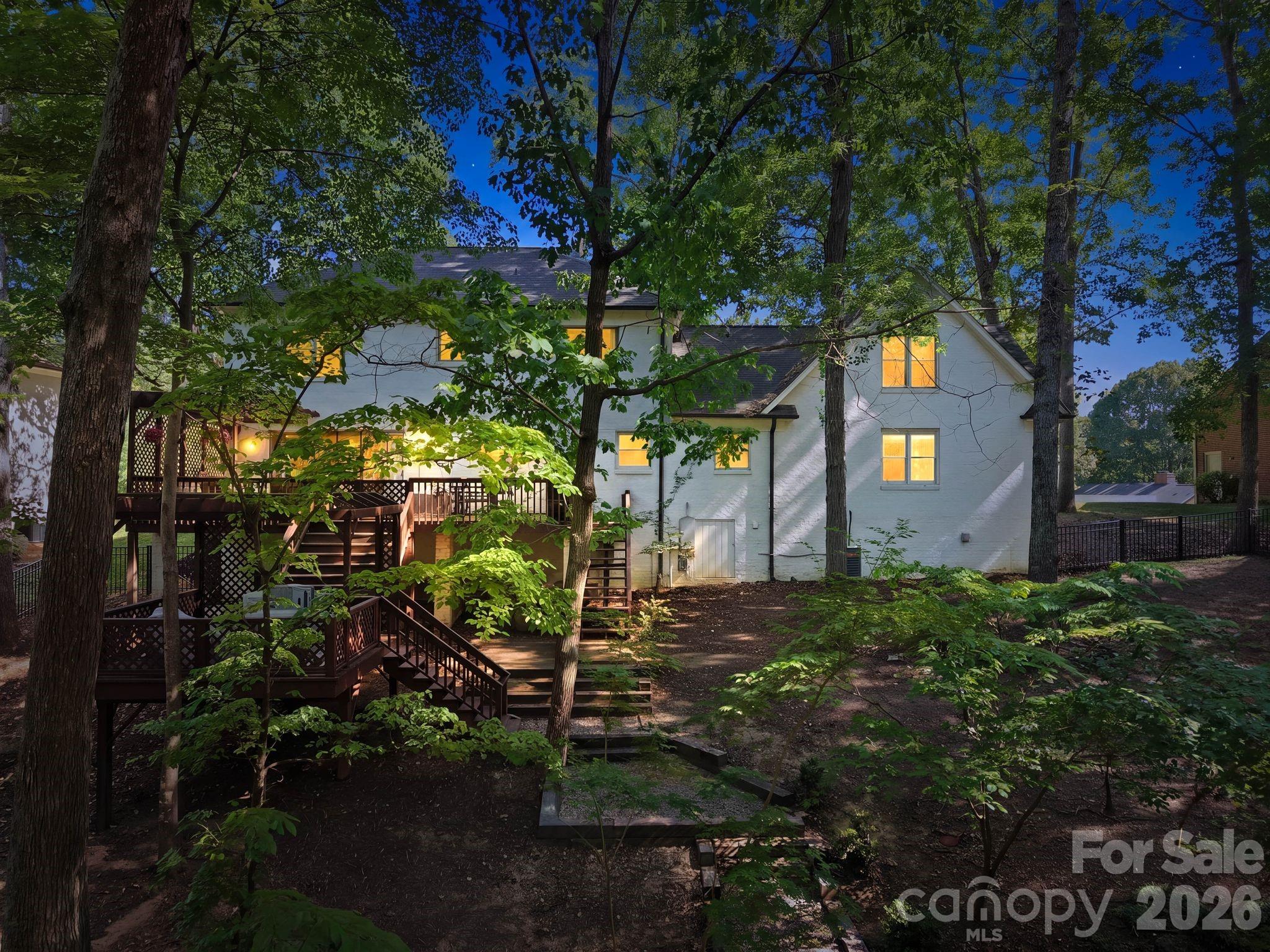 1015 Thistle Court — Charlotte