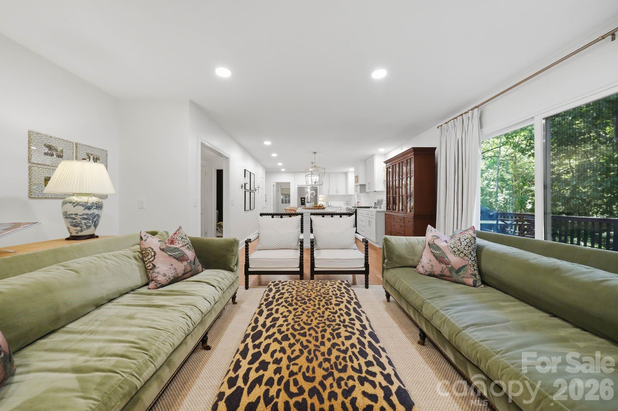 1015 Thistle Court — Charlotte