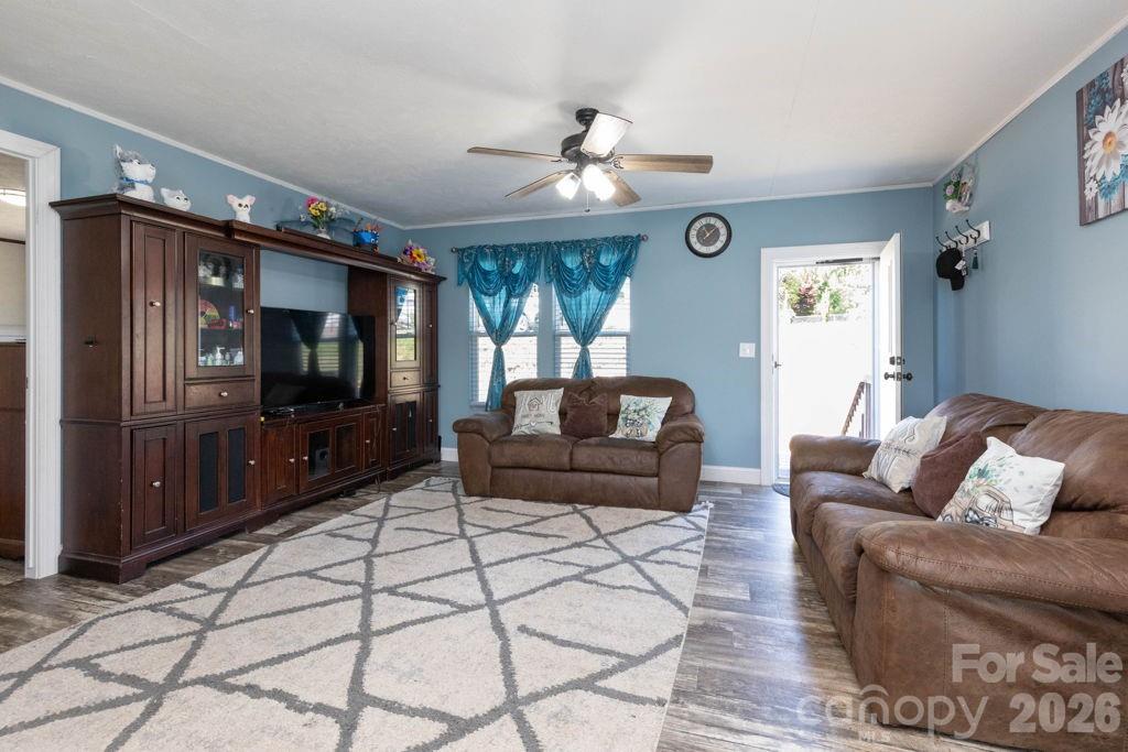 84 Hazelwood Road — Asheville