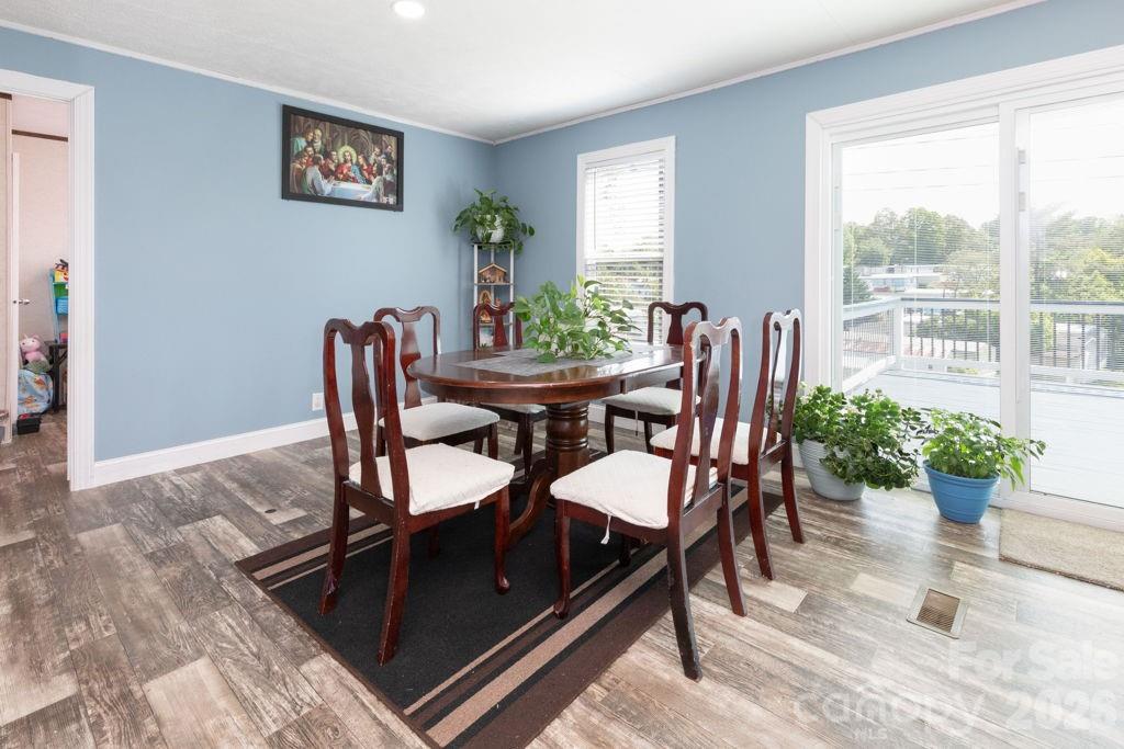 84 Hazelwood Road — Asheville