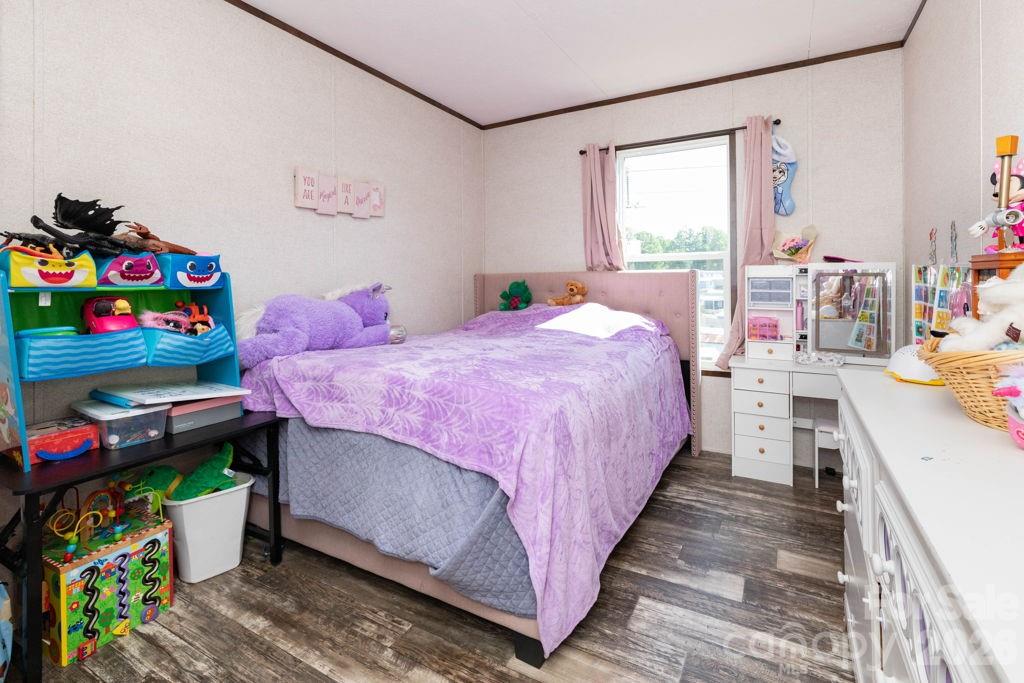 84 Hazelwood Road — Asheville