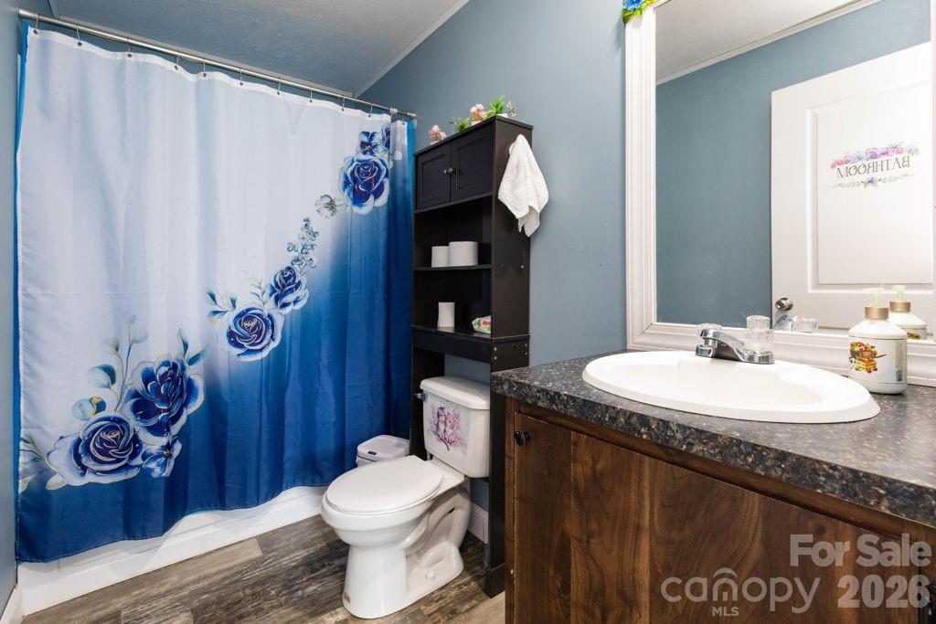 84 Hazelwood Road — Asheville