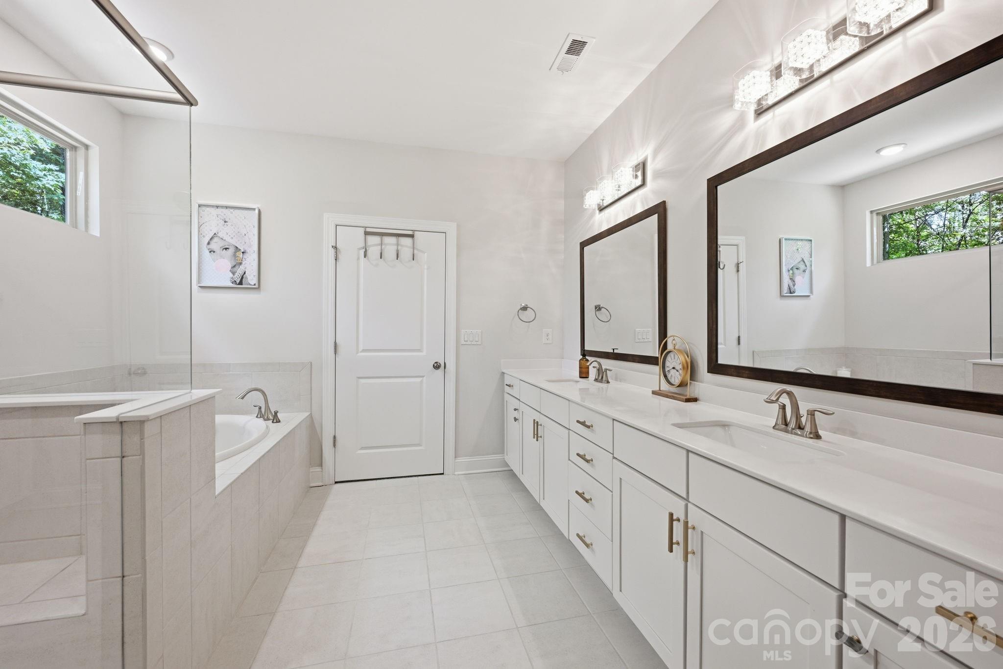 125 Sweet Grass Lane — Mooresville