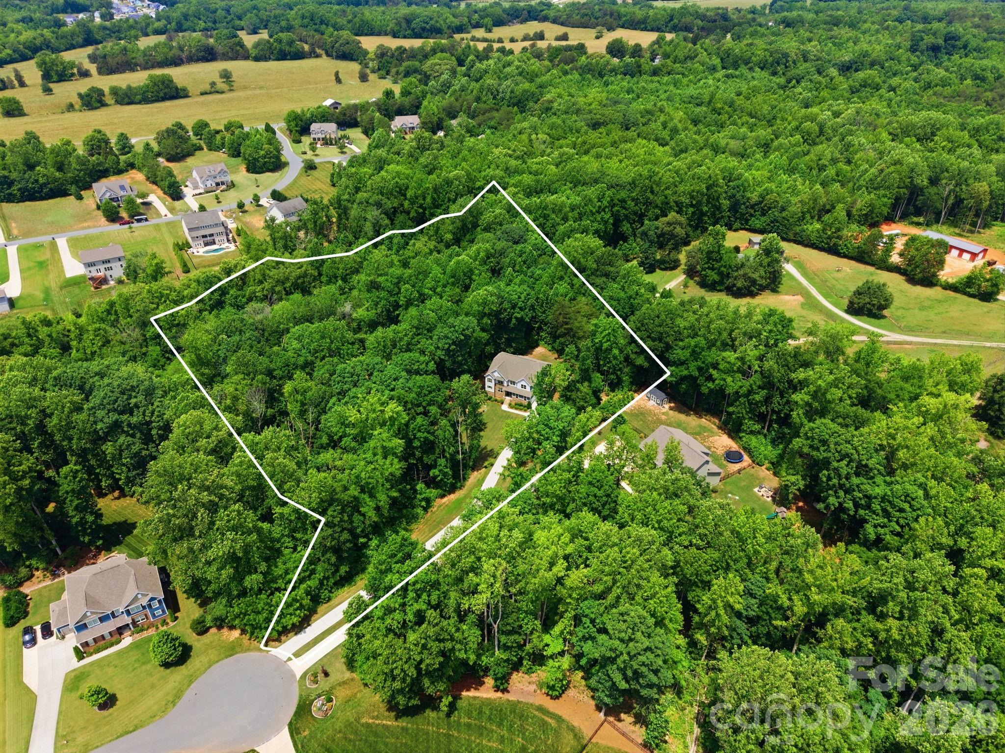 125 Sweet Grass Lane — Mooresville