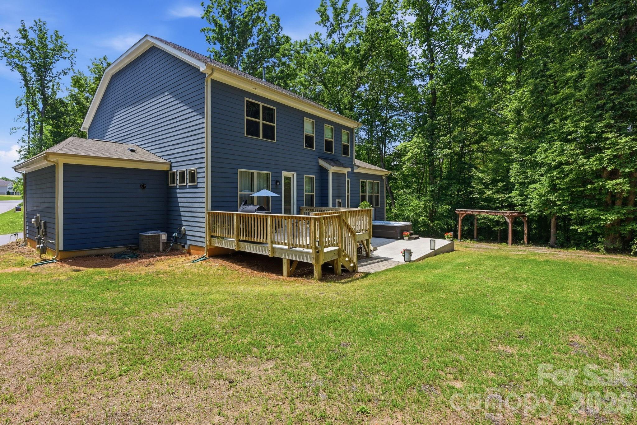 125 Sweet Grass Lane — Mooresville