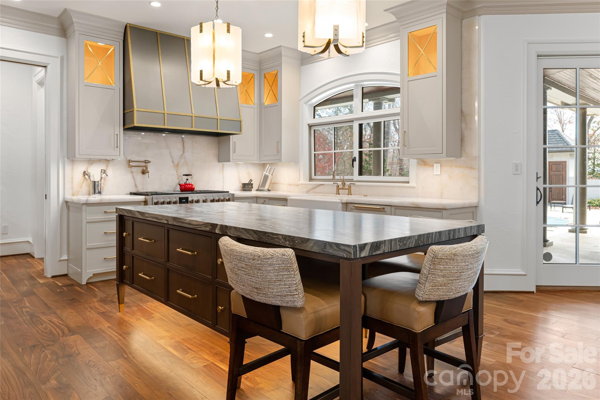 316 S Braeside Court — Asheville