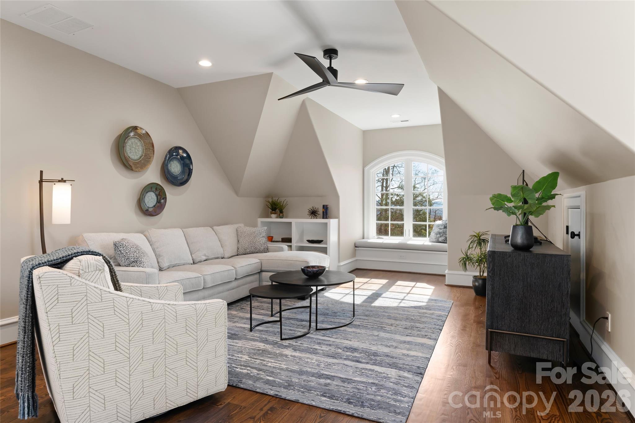 316 S Braeside Court — Asheville