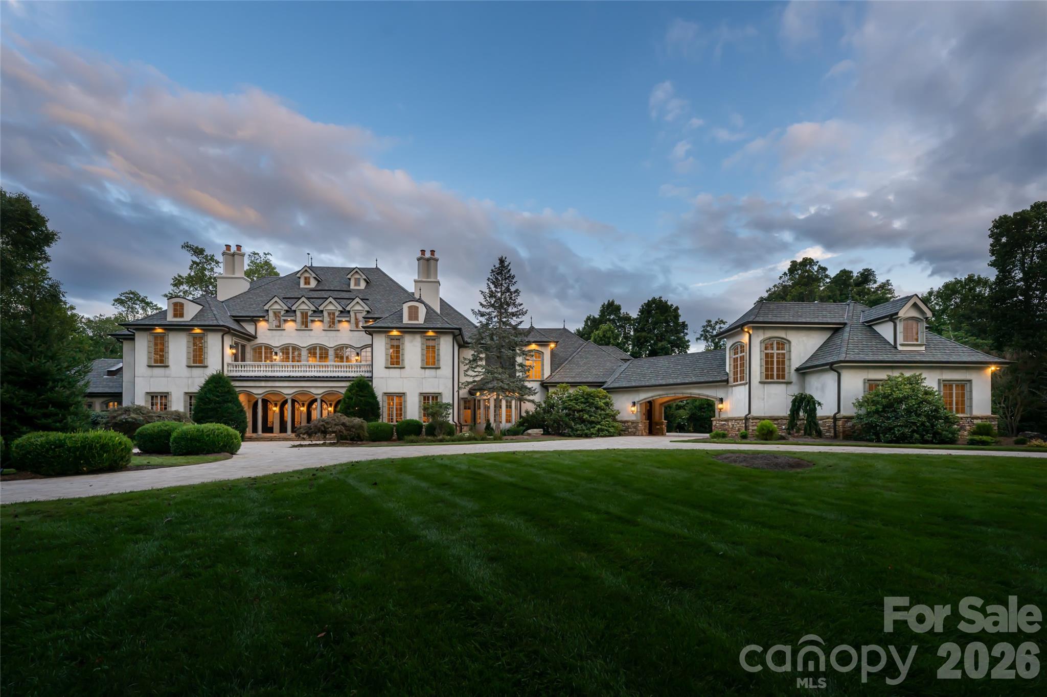 316 S Braeside Court — Asheville