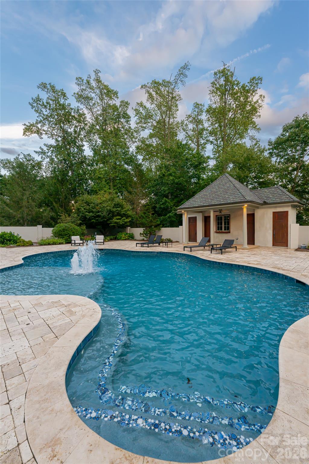 316 S Braeside Court — Asheville