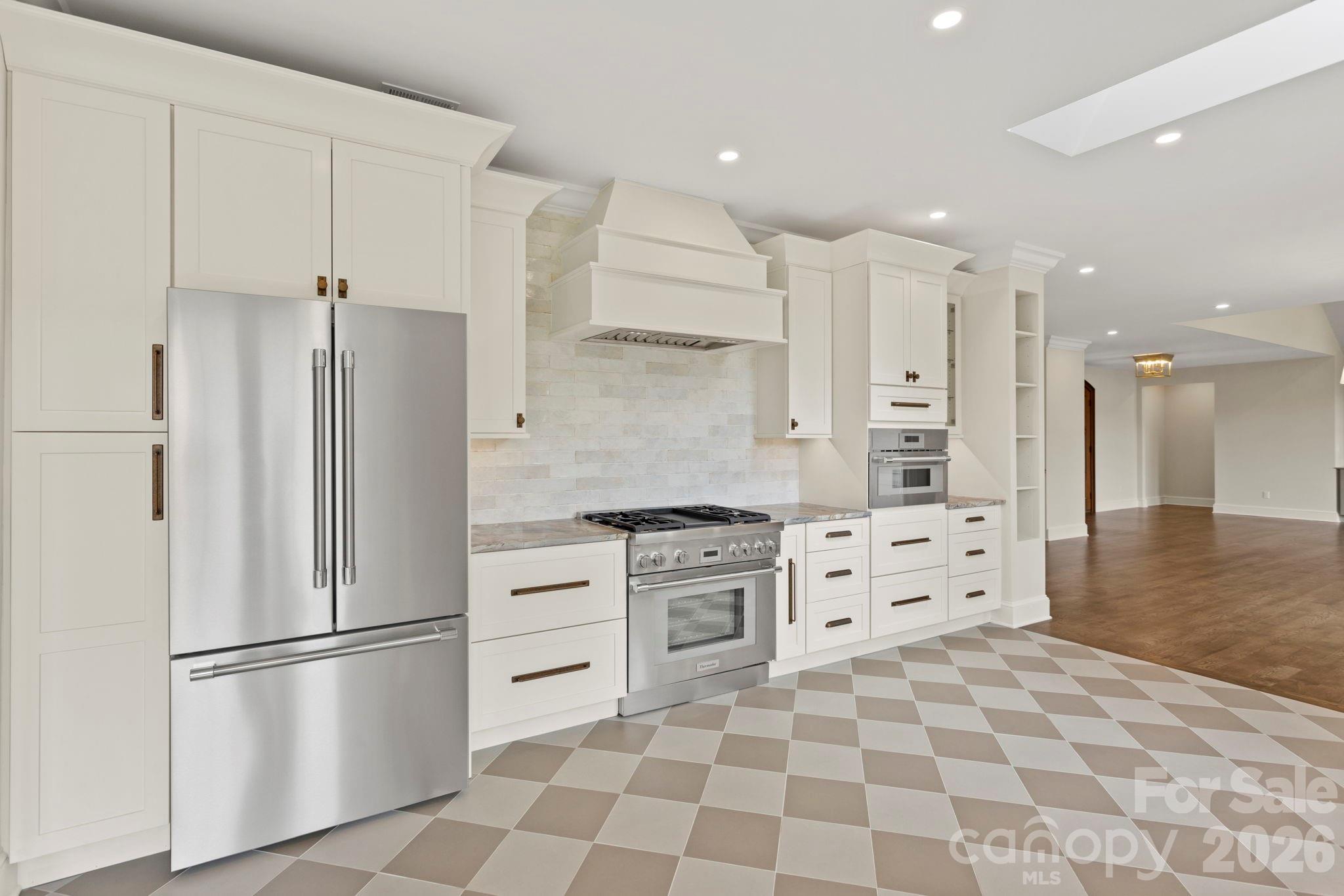301 Winding Meadows Drive — Flat Rock