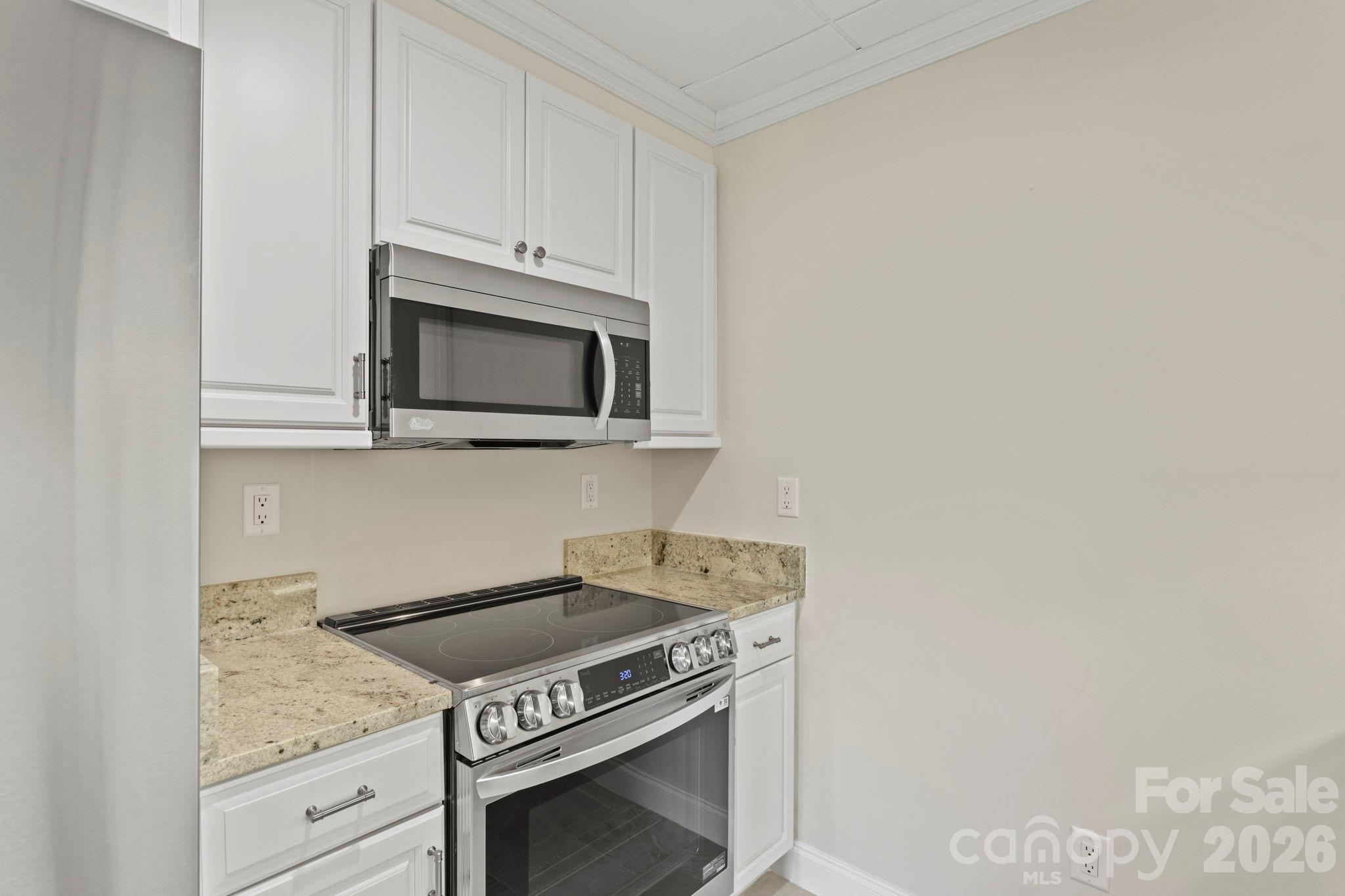 301 Winding Meadows Drive — Flat Rock