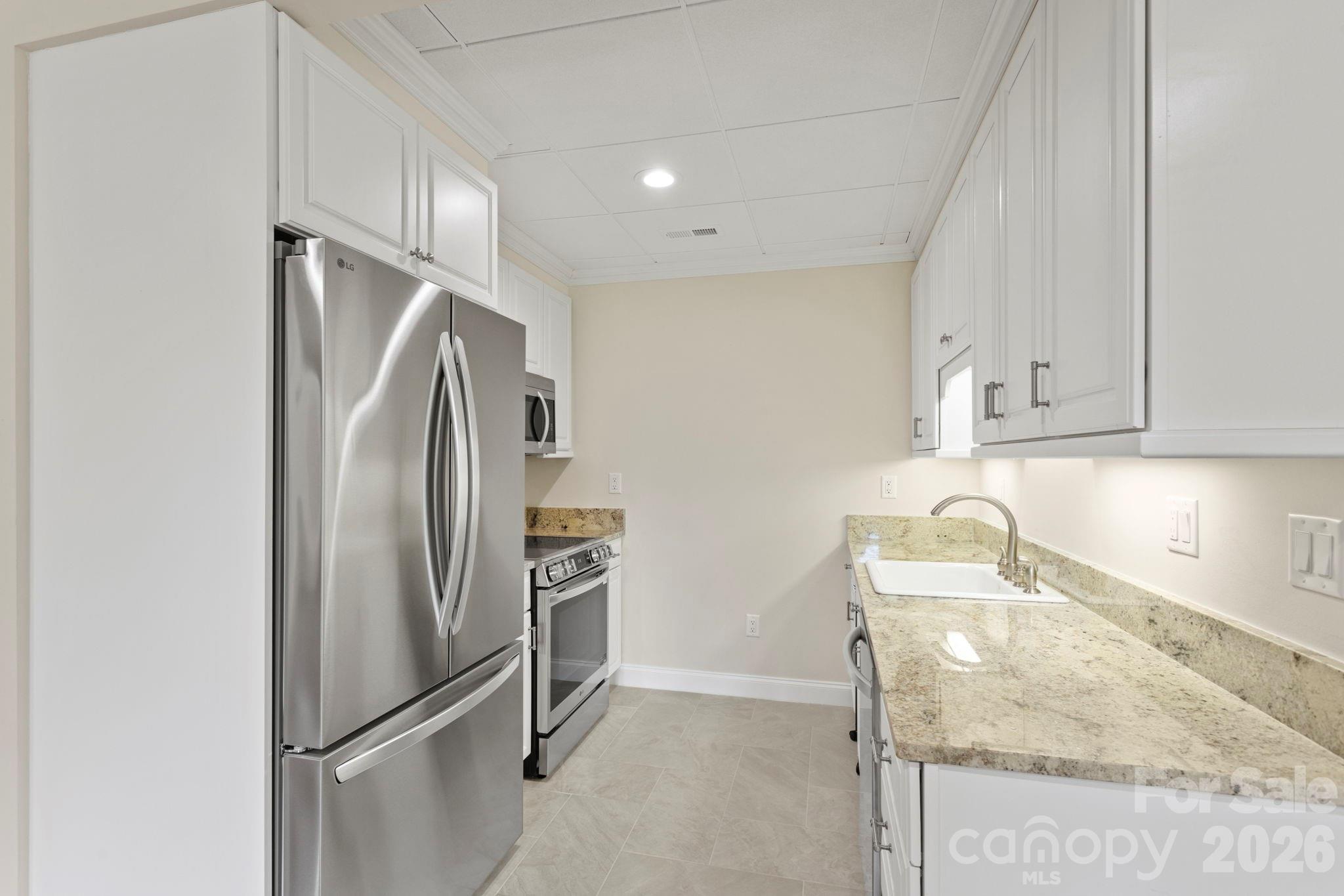 301 Winding Meadows Drive — Flat Rock