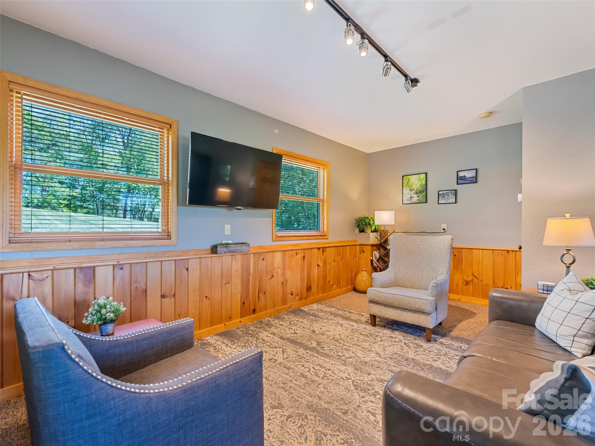 265 Cansadie Top Road — Waynesville