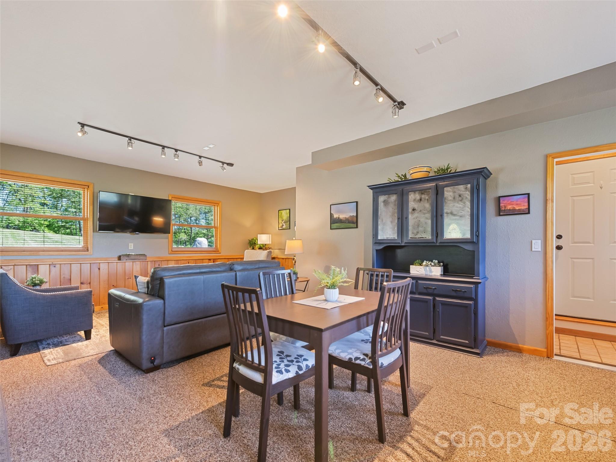 265 Cansadie Top Road — Waynesville