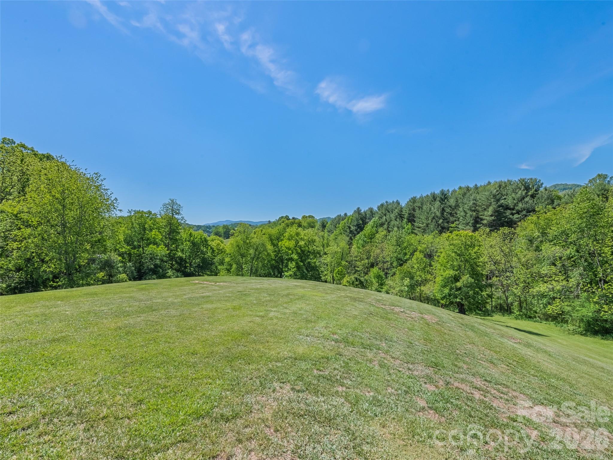265 Cansadie Top Road — Waynesville