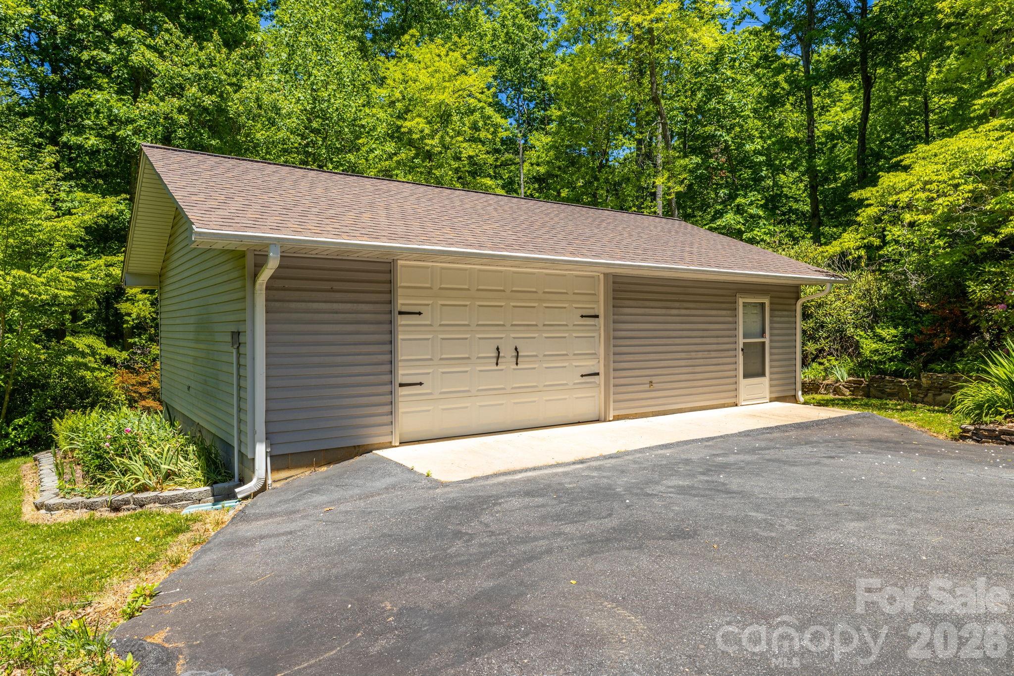 45 Echo Hills Drive — Fairview