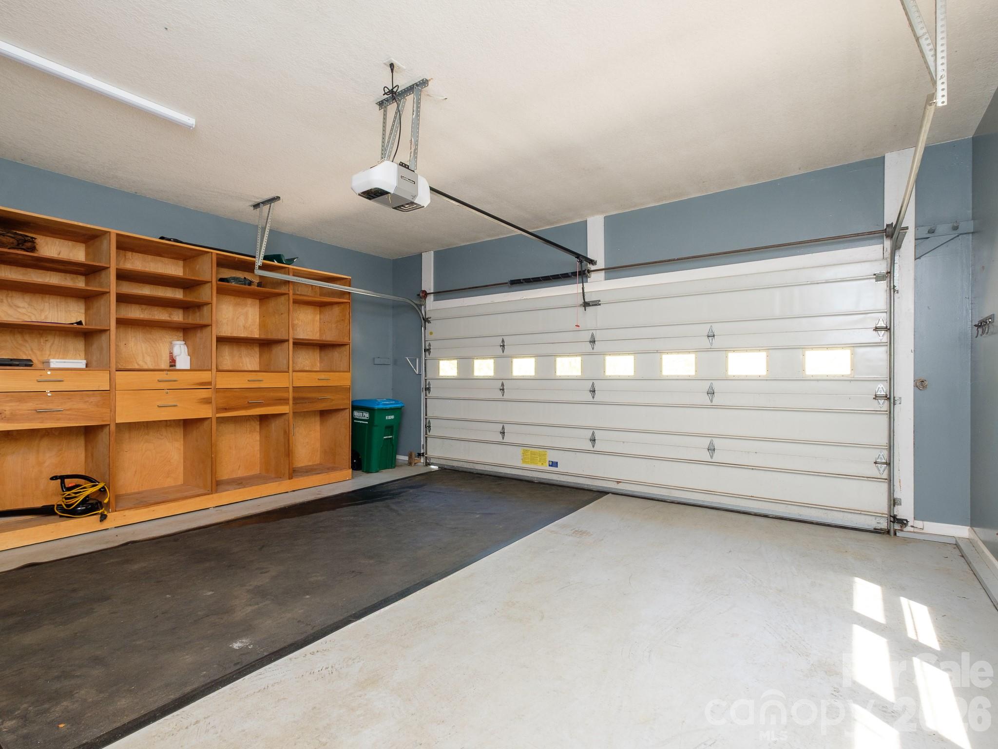 30 Cherokee Trail — Fletcher