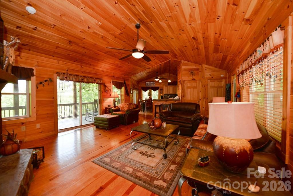 470 Bear Ridge Road — Tuckasegee