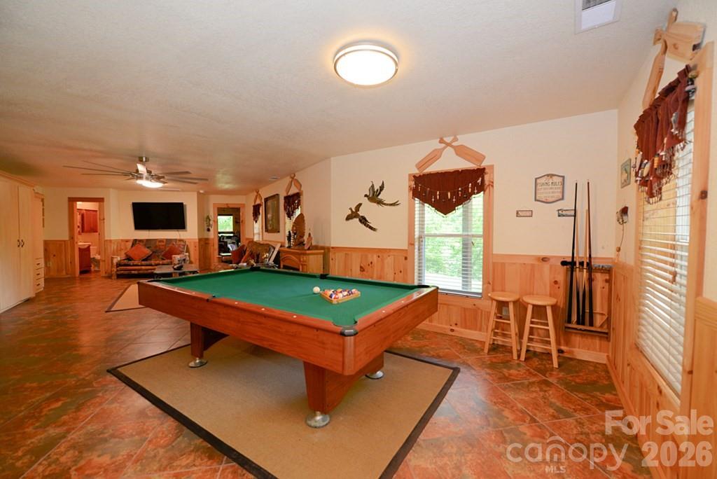 470 Bear Ridge Road — Tuckasegee