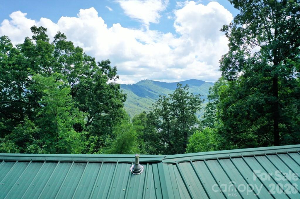 470 Bear Ridge Road — Tuckasegee