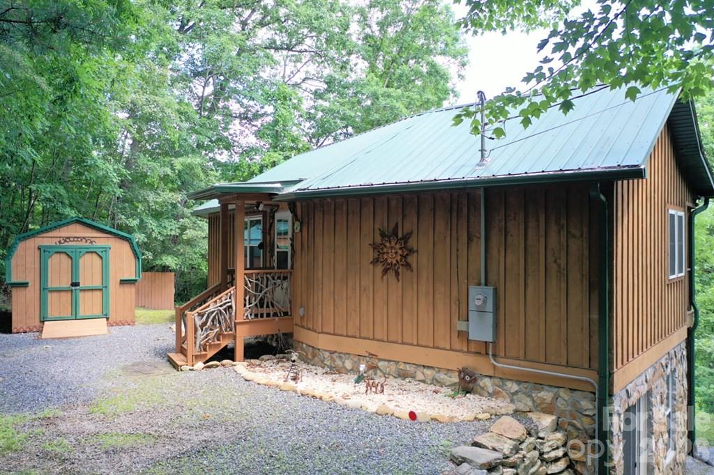 470 Bear Ridge Road — Tuckasegee