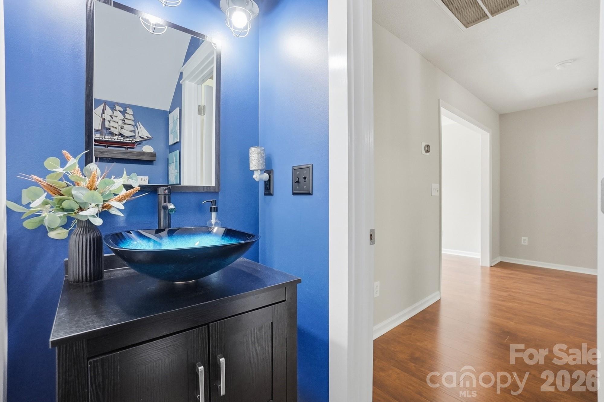 1264 Winding Path Road — Clover