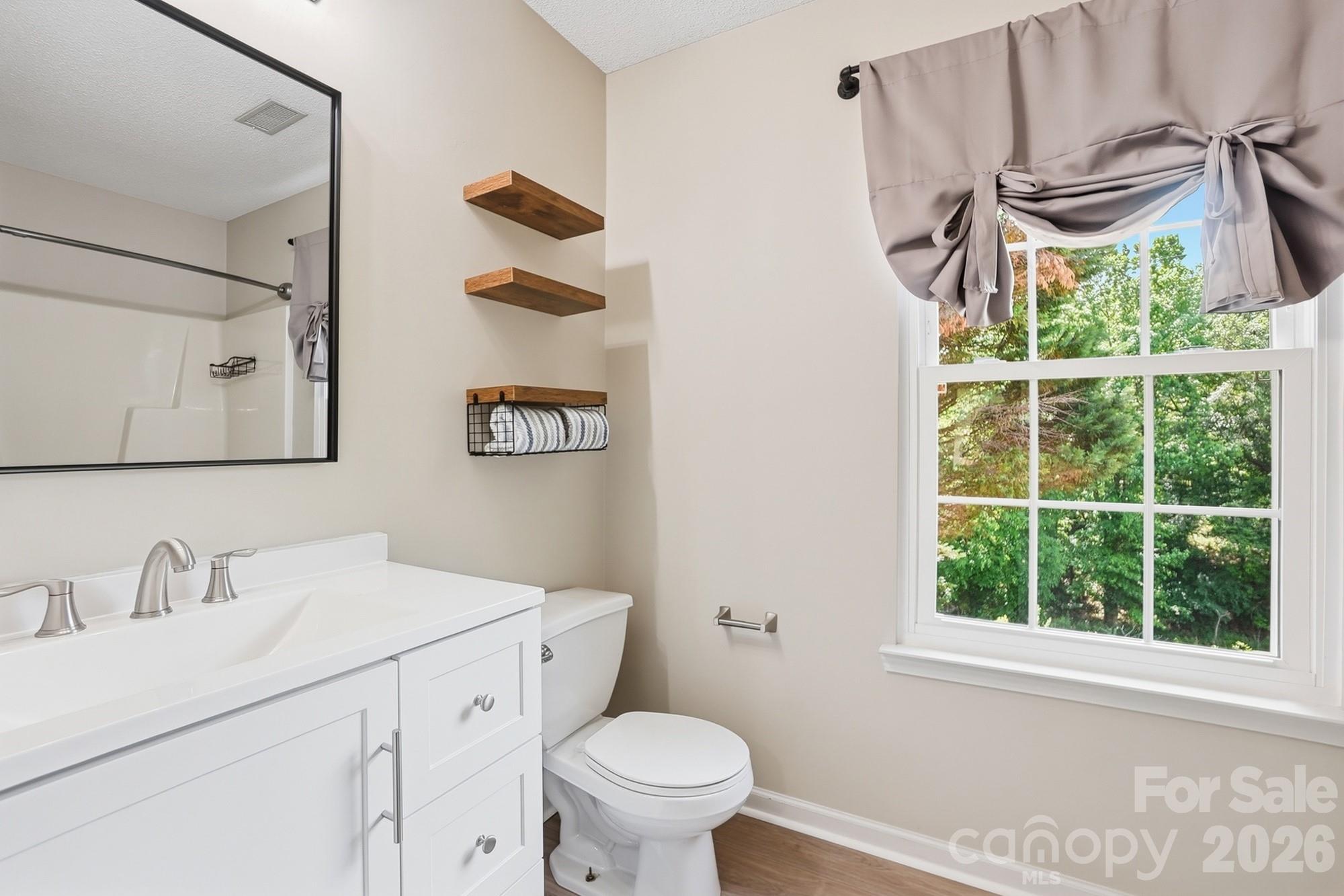 1264 Winding Path Road — Clover