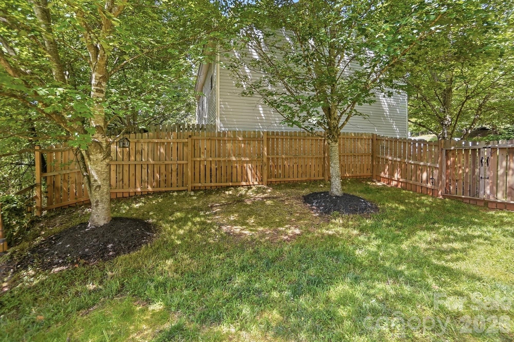 1264 Winding Path Road — Clover