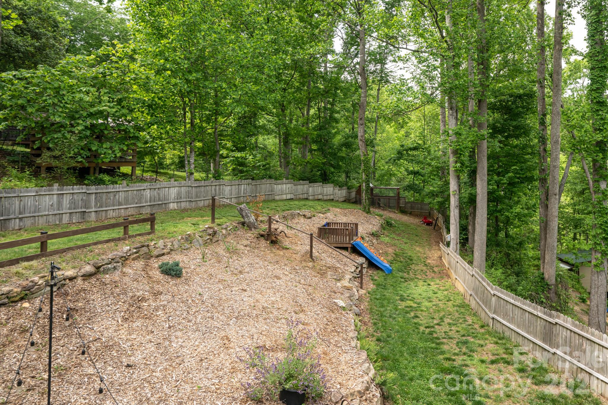 10 Terrapin Trail — Flat Rock