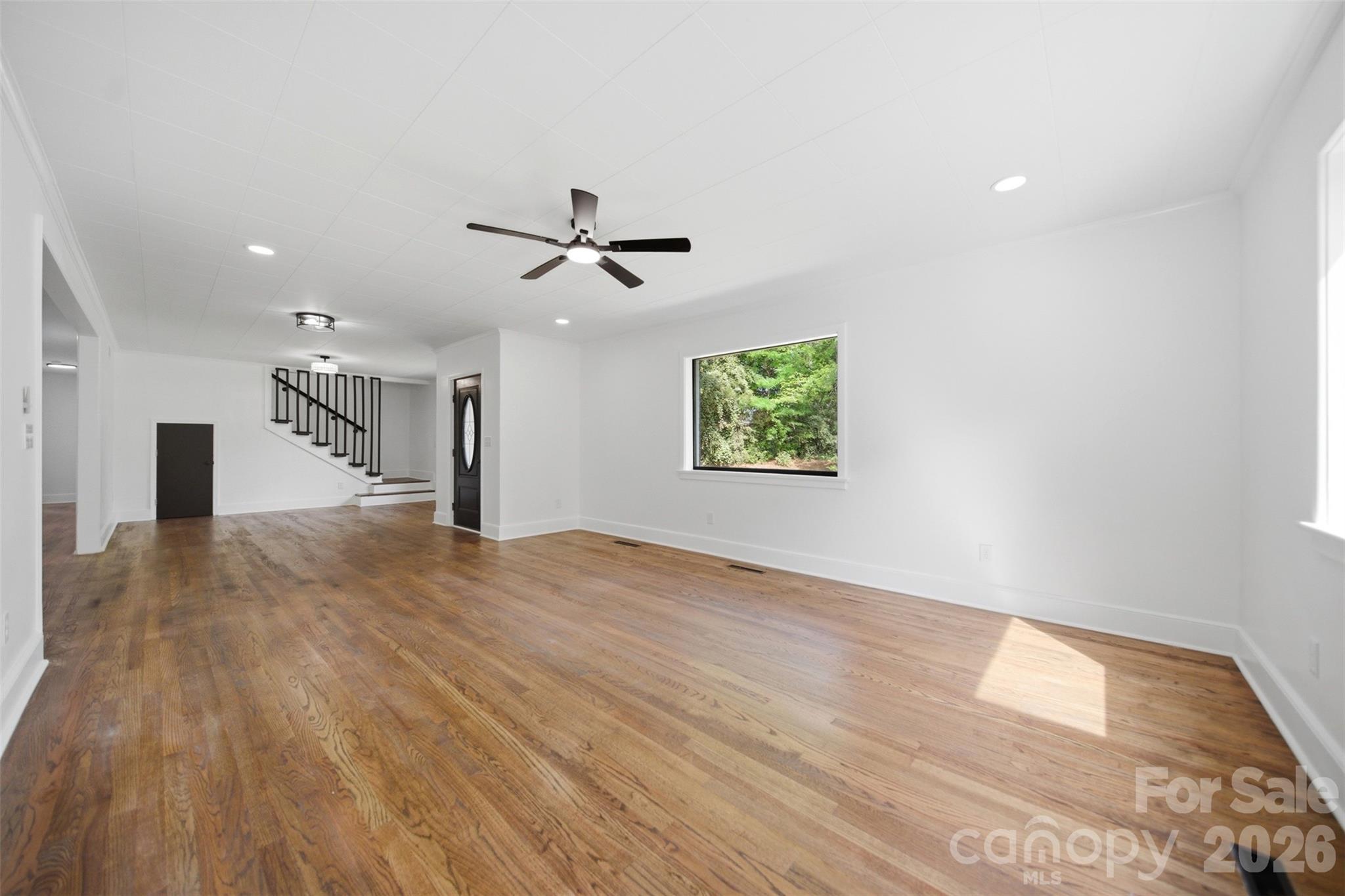 907 Amelia Street — Newberry
