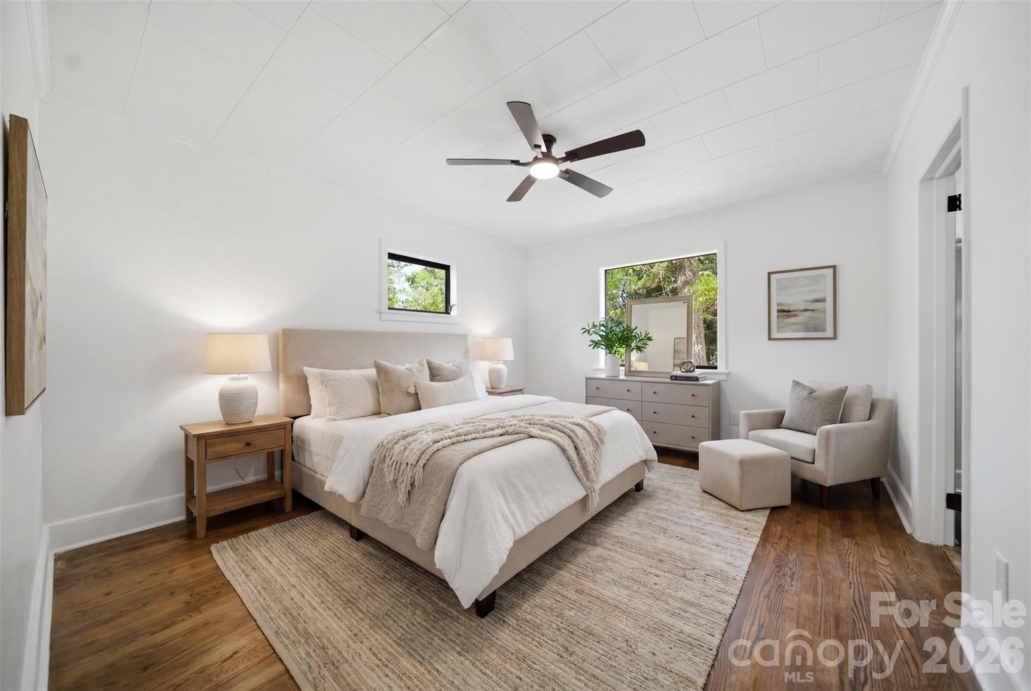 907 Amelia Street — Newberry