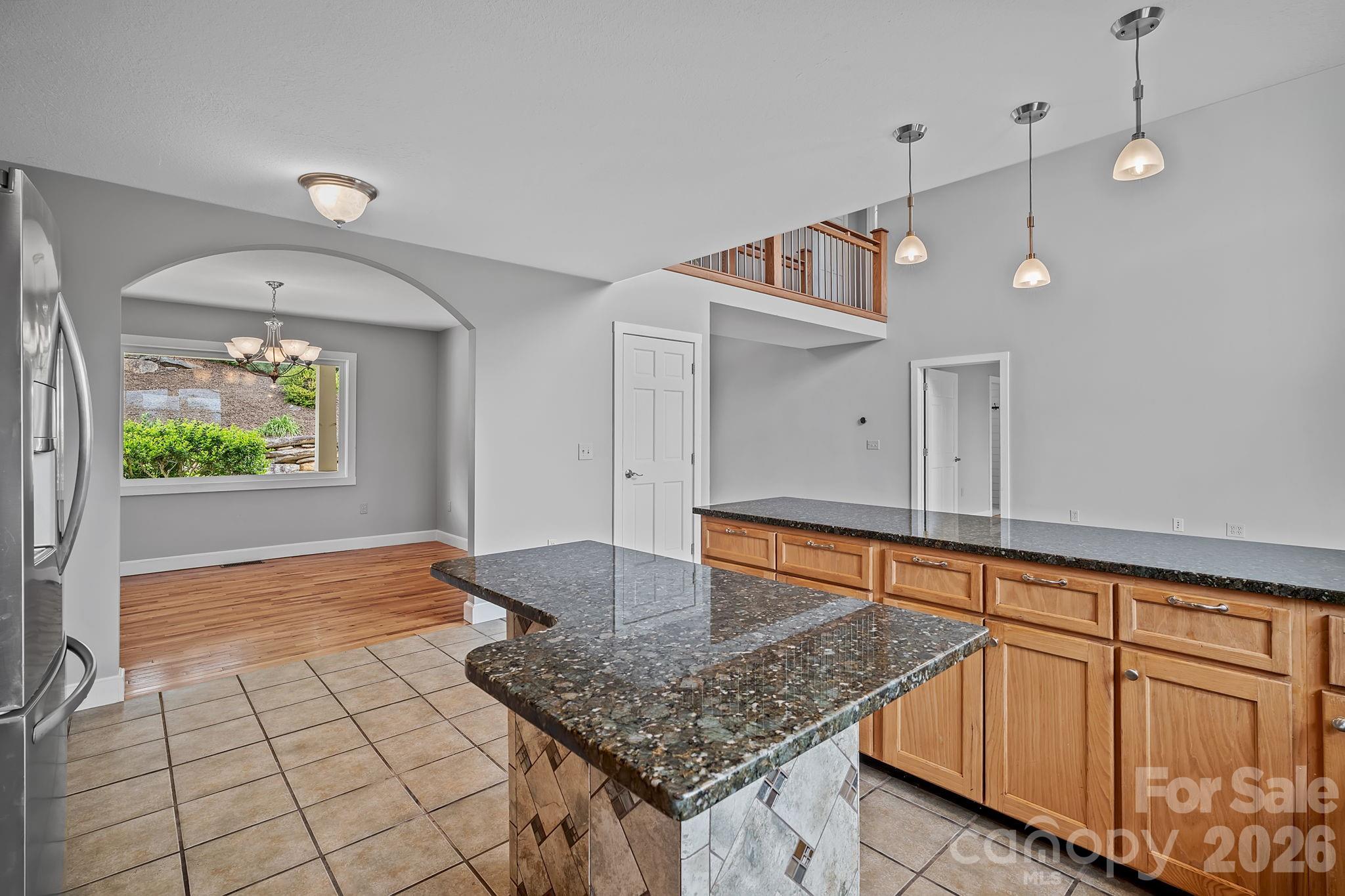 77 Paradise Ridge — Marshall