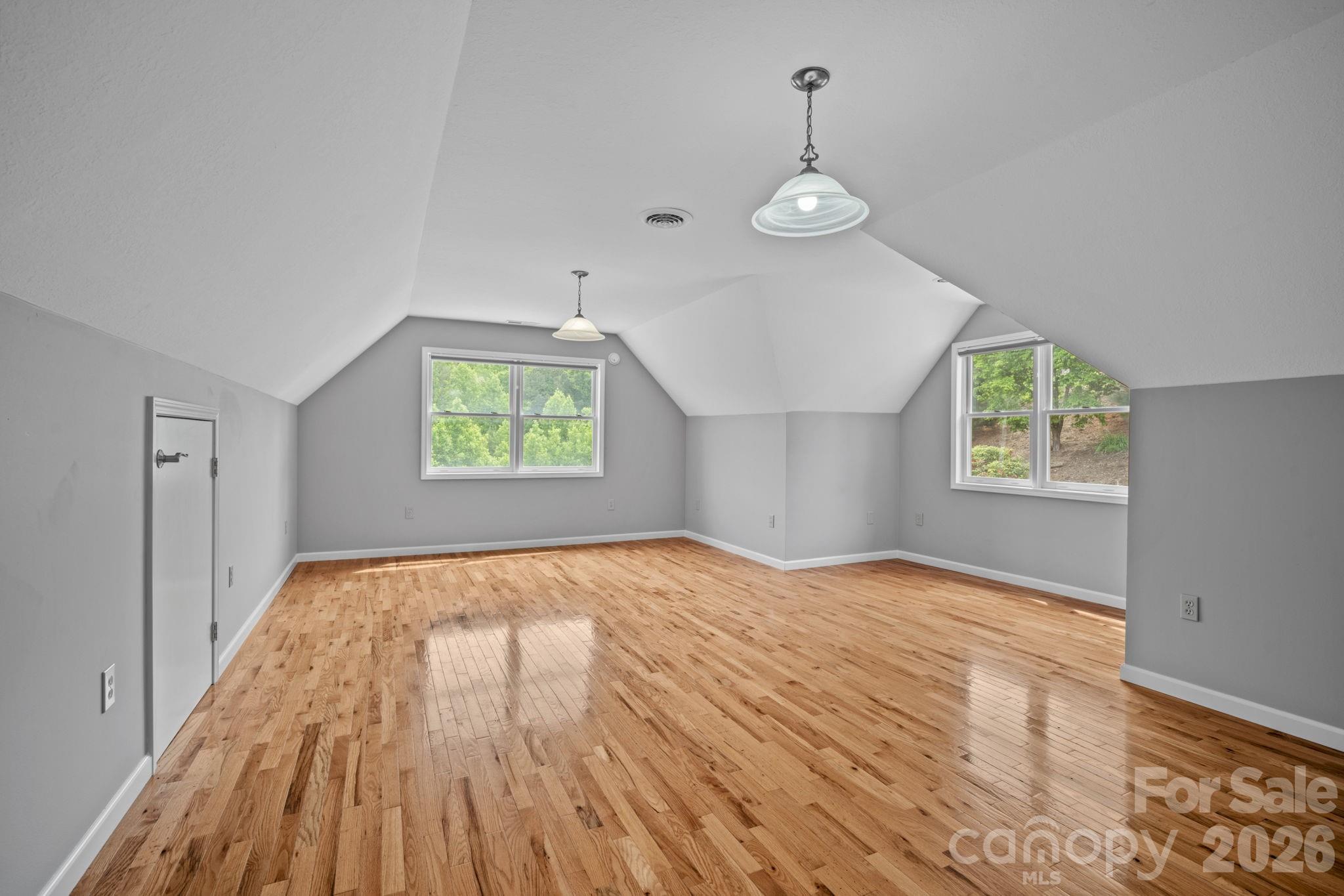 77 Paradise Ridge — Marshall