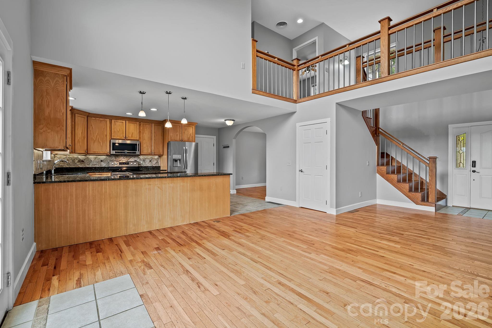 77 Paradise Ridge — Marshall