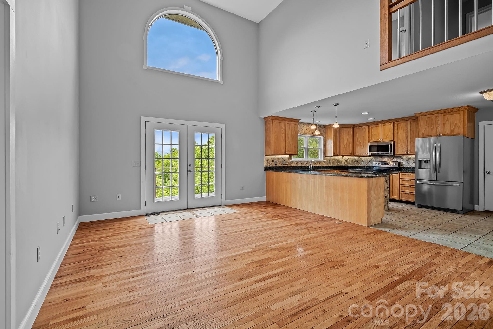 77 Paradise Ridge — Marshall