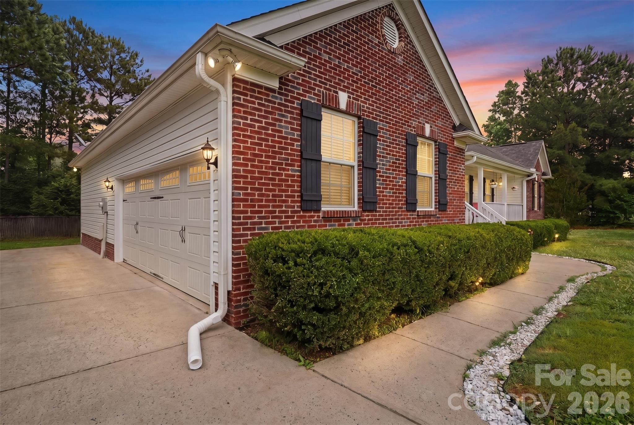 810 Tirzah Road — York
