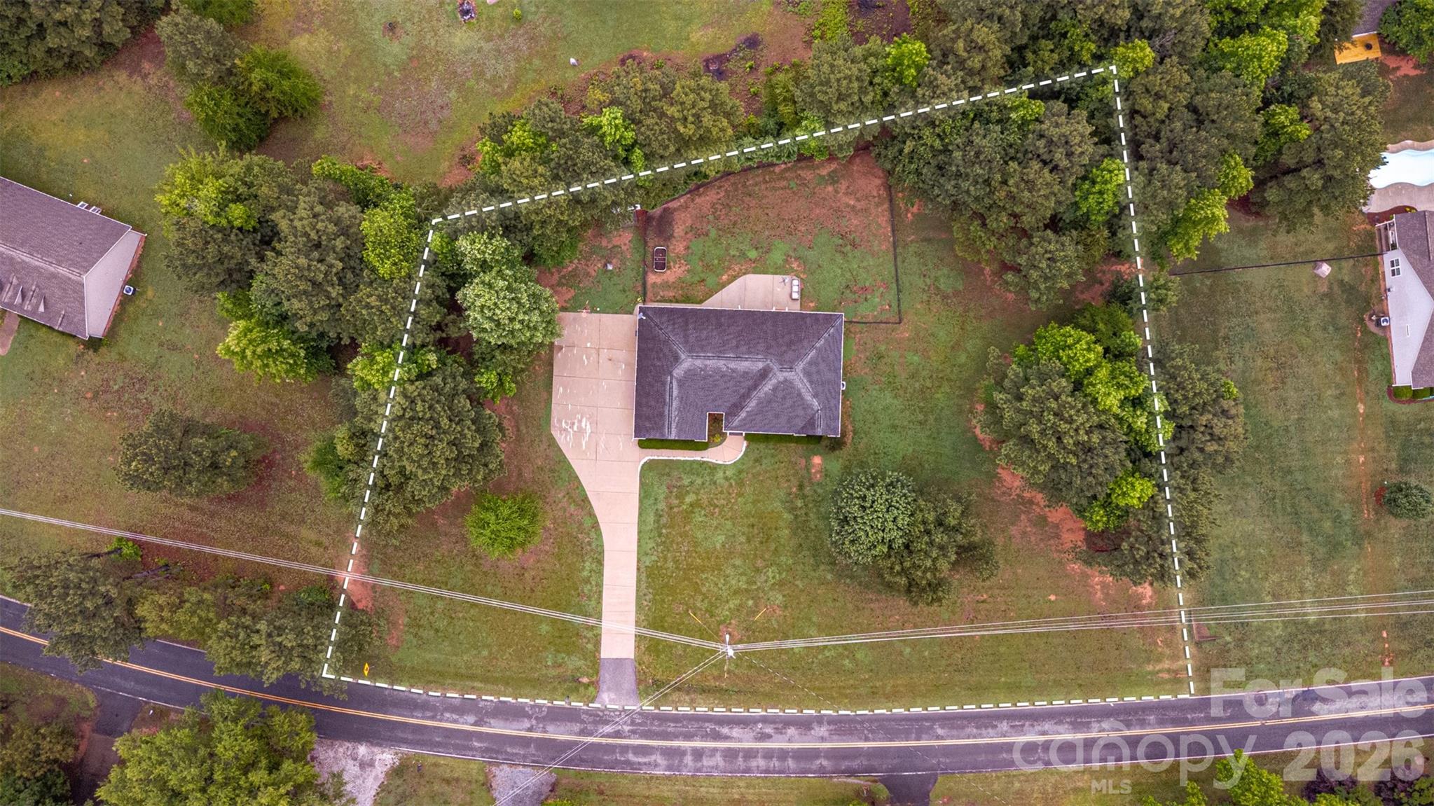 810 Tirzah Road — York