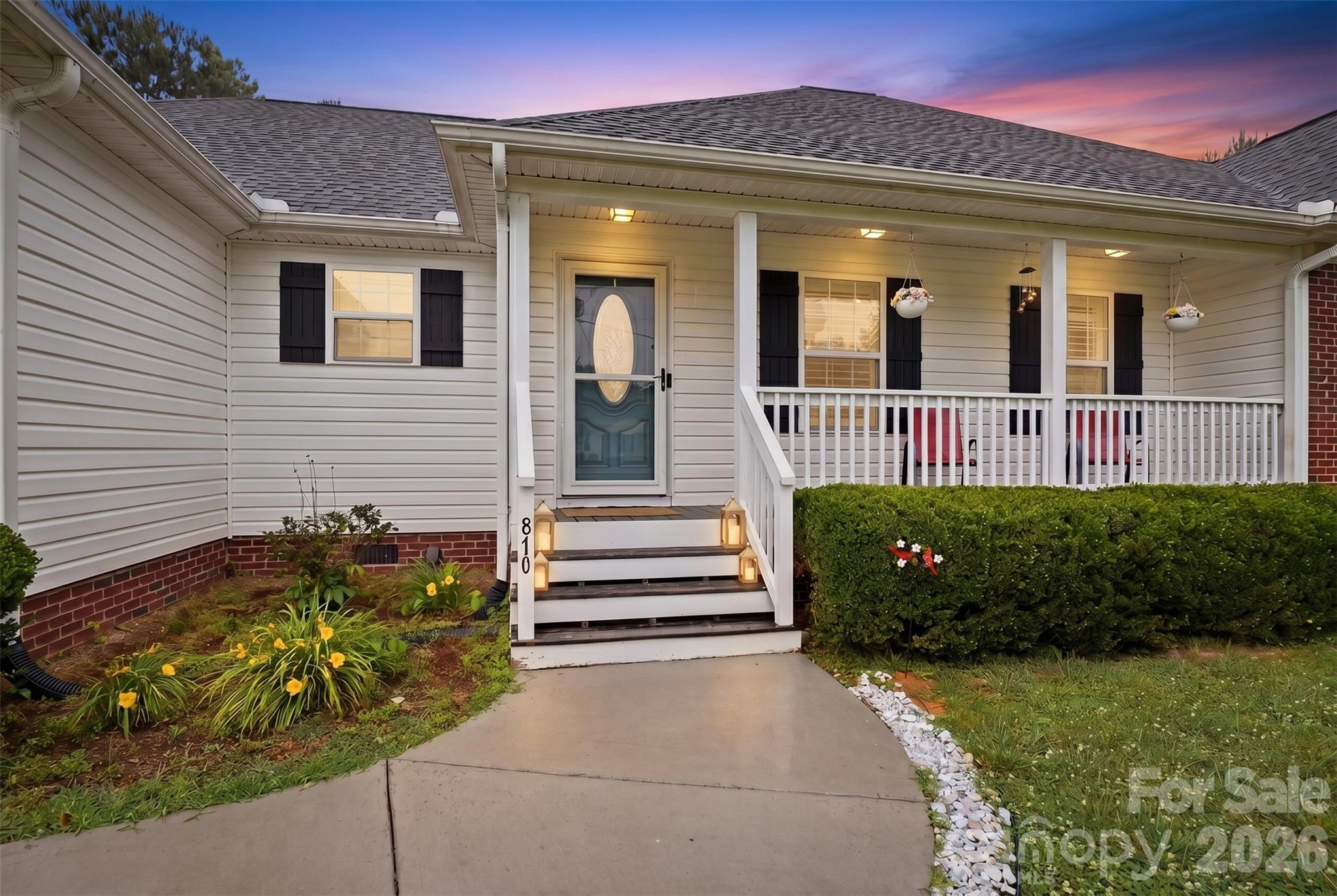 810 Tirzah Road — York