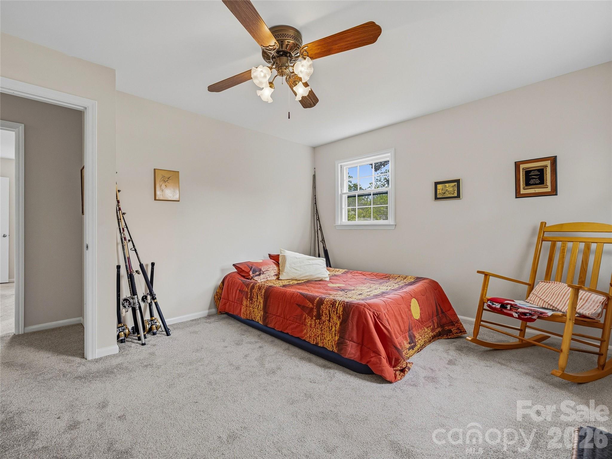 208 Applecross Lane — Hendersonville