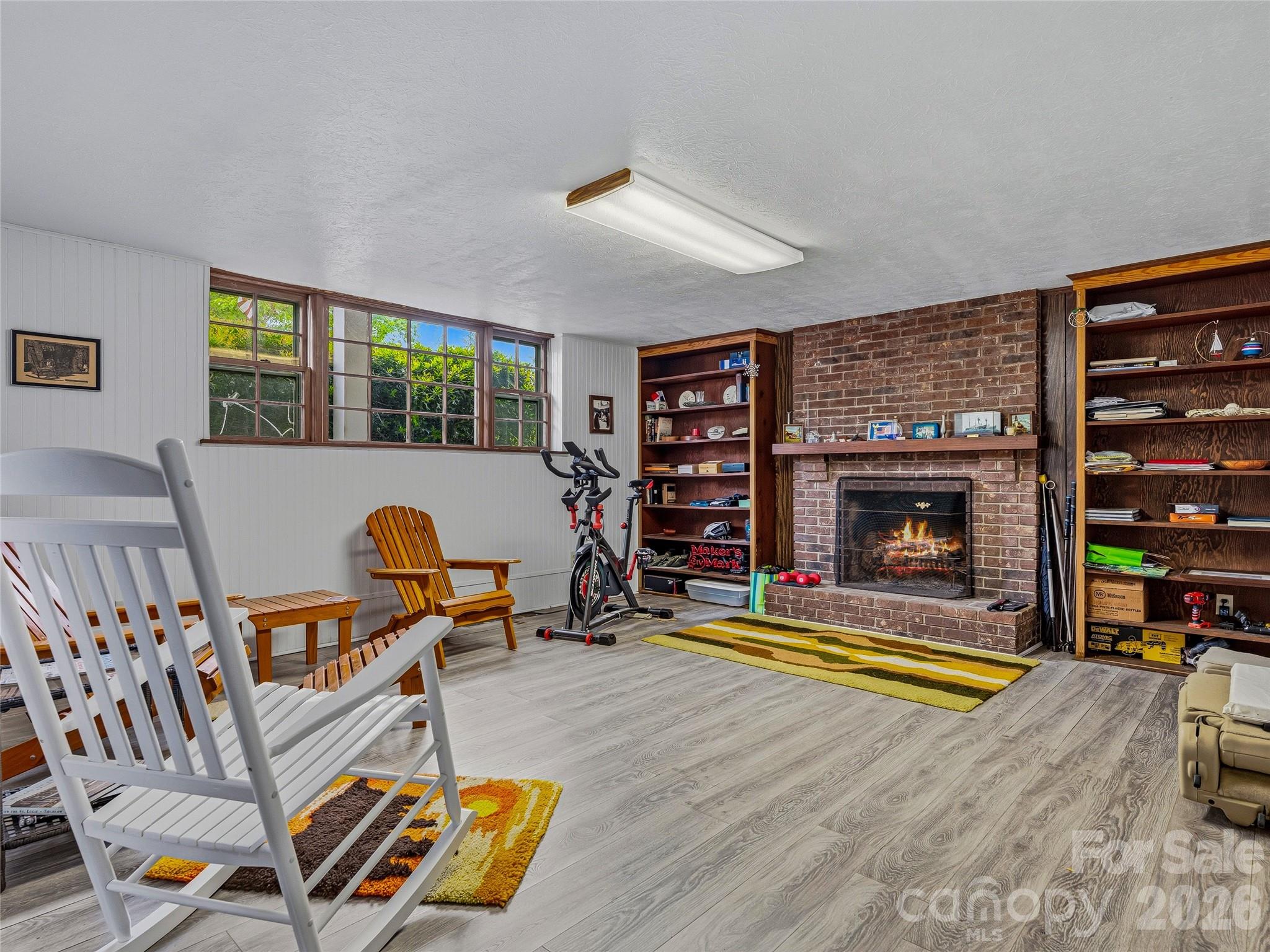 208 Applecross Lane — Hendersonville